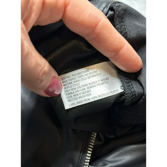 Wild Fable Women's 2 Black Faux Leather Mini Skirt Zip Front NWOT - Picture 11 of 12